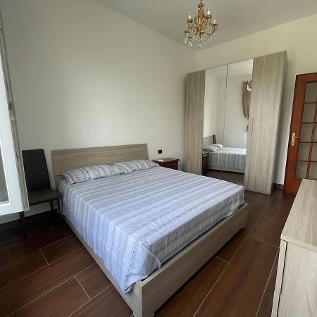 Autumn Apartment Вадо Лигуре Екстериор снимка