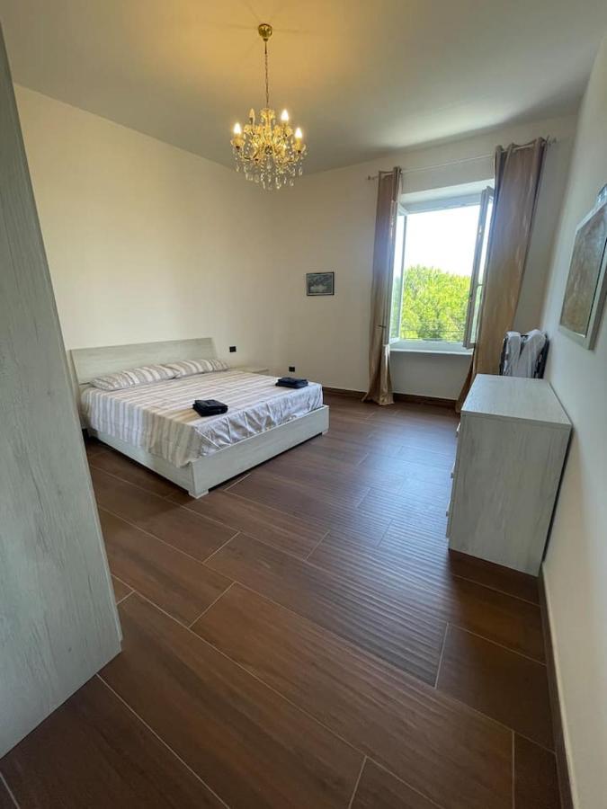 Autumn Apartment Вадо Лигуре Екстериор снимка